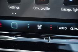 2025 Volkswagen Golf 110TSI R-Line