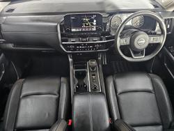 2024 Nissan Pathfinder Ti