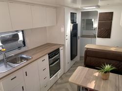 2025 Essential Caravans Cruiser V5-2 20'6