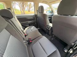 2021 Mitsubishi Outlander ES