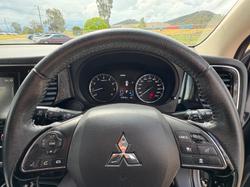 2021 Mitsubishi Outlander ES