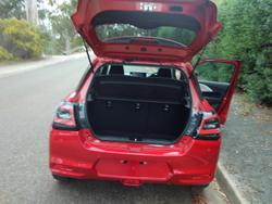 2025 Suzuki Swift Hybrid Plus