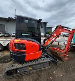 2023 Kubota U35-4