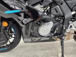 2025 CFMOTO 2025 CF Moto 675CC 675SR-R ABS Road NEBULA BLACK