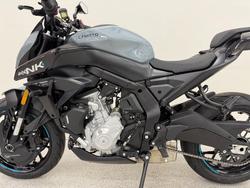 2025 CFMOTO 2025 CF Moto 675CC 675NK ABS Road Aerolite Grey