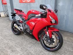 2015 Honda CBR1000RR (FIREBLADE) RED