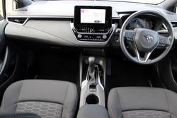 2023 Toyota
Corolla Ascent Sport Hybrid