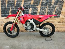 2025 HONDA CRF250R MOTOCROSS RED