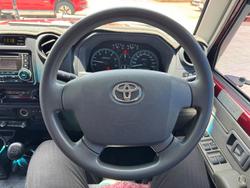 2013 Toyota Landcruiser GXL