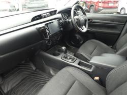 2023 Toyota Hilux SR