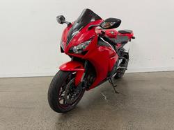 2015 Honda CBR1000RR (FIREBLADE) Red