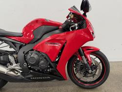2015 Honda CBR1000RR (FIREBLADE) Red