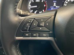 2023 Nissan Navara ST-X