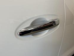 2023 Nissan Navara ST-X