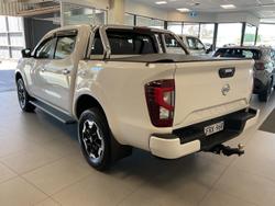 2023 Nissan Navara ST-X