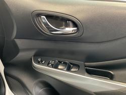 2023 Nissan Navara ST-X