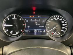 2021 Nissan Navara ST-X