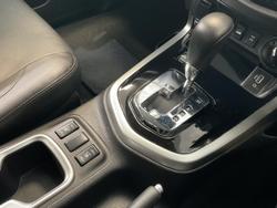 2021 Nissan Navara ST-X