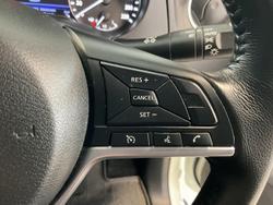 2021 Nissan Navara ST-X