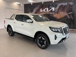 2021 Nissan Navara ST-X