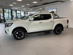 2021 Nissan Navara ST-X
