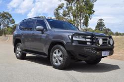 2022 Toyota Landcruiser VX