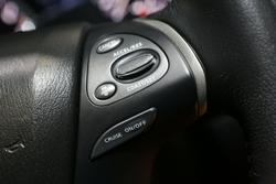 2019 Nissan Pathfinder ST-L