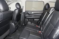 2019 Nissan Pathfinder ST-L