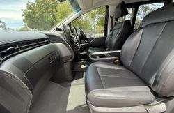 2021 Hyundai STARIA Highlander