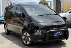 2021 Hyundai STARIA Highlander