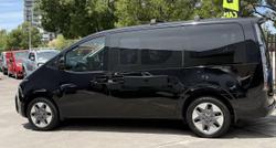 2021 Hyundai STARIA Highlander