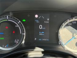 2022 TOYOTA
KLUGER GX HYBRID AWD