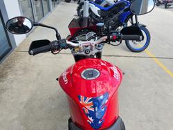 2012 Triumph STREET TRIPLE R Red