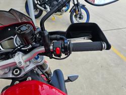 2012 Triumph STREET TRIPLE R Red