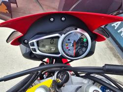 2012 Triumph STREET TRIPLE R Red