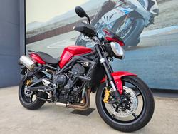 2012 Triumph STREET TRIPLE R Red