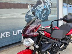 2012 Triumph STREET TRIPLE R Red