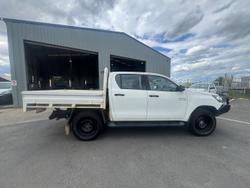 2018 Toyota
Hilux SR