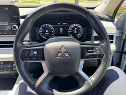 2021 Mitsubishi Outlander Exceed