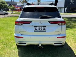 2021 Mitsubishi Outlander Exceed