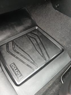 2022 Isuzu D-MAX X-TERRAIN