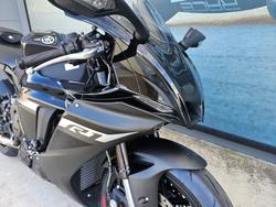 2024 Yamaha YZF-R1 Black