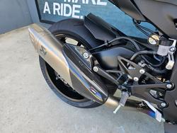 2024 Yamaha YZF-R1 Black