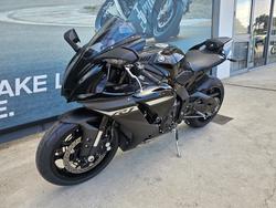 2024 Yamaha YZF-R1 Black