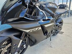 2024 Yamaha YZF-R1 Black