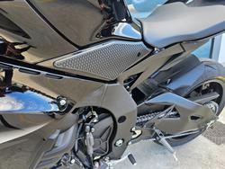 2024 Yamaha YZF-R1 Black