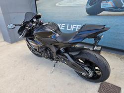 2024 Yamaha YZF-R1 Black