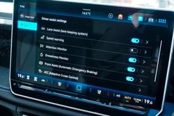 2025 Volkswagen
                Tiguan 195TSI R-Line