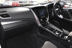 2025 Mitsubishi Pajero Sport GLX