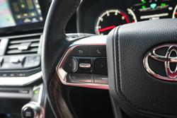 2021 Toyota
Landcruiser VX